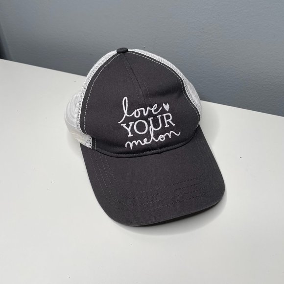 Love Your Melon Accessories - LOVE YOUR MELON Gray/White Embroidered Snapback Trucker Cap sz OS